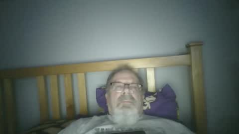 Snapshot of 2003dynawideglide chatting on 01.25.25 2003dynawideglide online show from 01.25.25