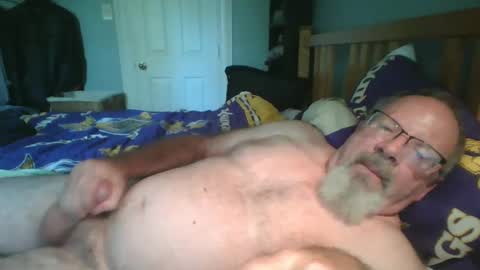 Snapshot of 2003dynawideglide chatting on 09.20.25 2003dynawideglide online show from 09.20.25