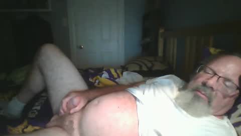 Snapshot of 2003dynawideglide chatting on 09.27.25 2003dynawideglide online show from 09.27.25