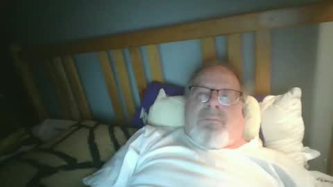 Snapshot of 2003dynawideglide chatting on 11.24.25 2003dynawideglide online show from 11.24.25