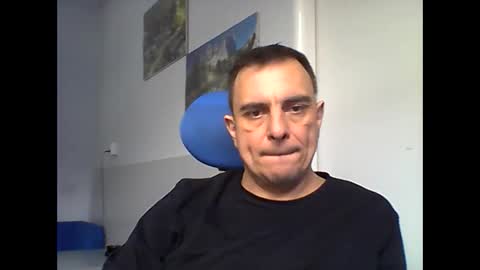 Snapshot of 2025eyesforyou chatting on 02.08.26 2025eyesforyou online show from 02.08.26