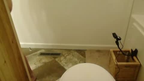 Snapshot of 20acresbub chatting on 12.08.24 20acresbub online show from 12.08.24