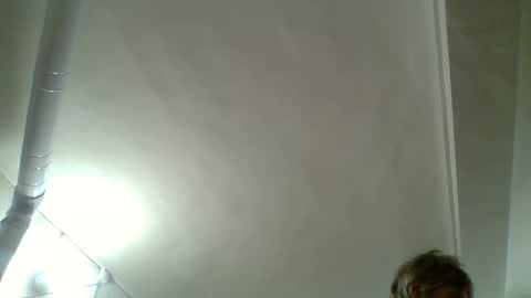 Snapshot of 22esserre chatting on 12.13.24 22esserre online show from 12.13.24