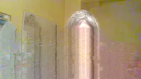 Snapshot of 22esserre chatting on 01.20.25 22esserre online show from 01.20.25