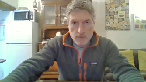 Snapshot of 22esserre chatting on 02.17.25 22esserre online show from 02.17.25