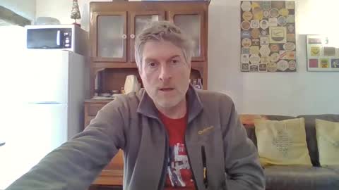 Snapshot of 22esserre chatting on 02.21.25 22esserre online show from 02.21.25