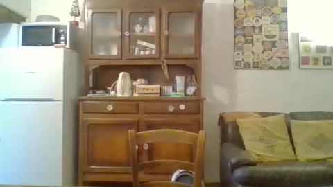 Snapshot of 22esserre chatting on 09.26.25 22esserre online show from 09.26.25