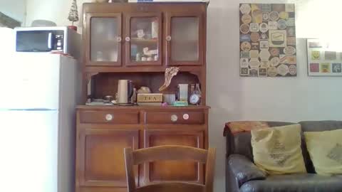 Snapshot of 22esserre chatting on 11.06.25 22esserre online show from 11.06.25