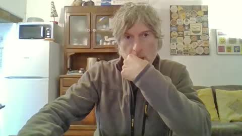 Snapshot of 22esserre chatting on 12.02.25 22esserre online show from 12.02.25