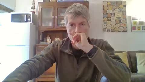 Snapshot of 22esserre chatting on 04.14.26 22esserre online show from 04.14.26