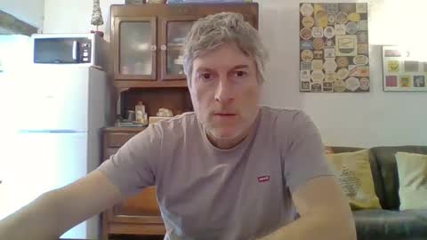 Snapshot of 22esserre chatting on 04.29.26 22esserre online show from 04.29.26