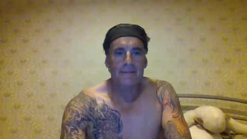 Snapshot of 23player chatting on 03.01.25 23player online show from 03.01.25