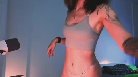 Snapshot of 2b_ chatting on 06.07.26 Sasha weekend from 14 to 27 November online show from 06.07.26