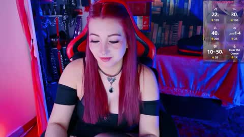 Snapshot of 2diamond_eyes chatting on 09.17.25 Arianna online show from 09.17.25