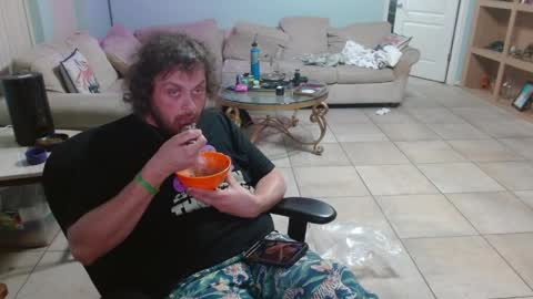 ThrillBilly online show from 04.04.26