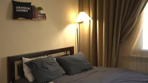 Elley  online show from 02.25.26