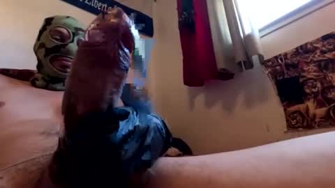 Snapshot of 2handfulsforyou chatting on 12.04.24 2Handfulsforyou online show from 12.04.24