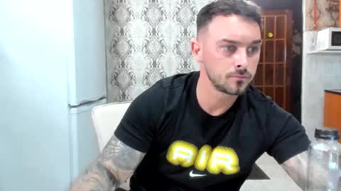 2sexymuscles online show from 05.11.26
