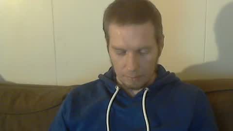 Snapshot of 2small4you83 chatting on 12.12.24 2small4you83 online show from 12.12.24