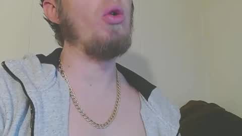 Snapshot of 2small4you83 chatting on 02.10.25 2small4you83 online show from 02.10.25