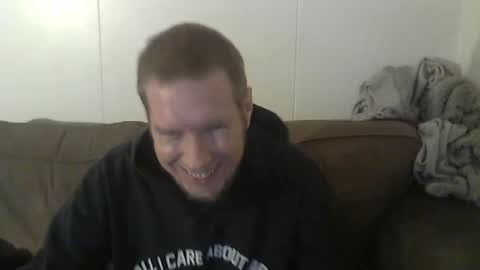 Snapshot of 2small4you83 chatting on 03.07.25 2small4you83 online show from 03.07.25