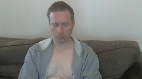 2small4you83 online show from 06.18.26