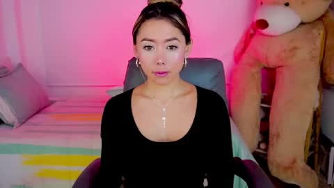 independent model online show from 05.07.26