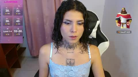 Snapshot of 3rika_gomez chatting on 04.10.26 erika online show from 04.10.26