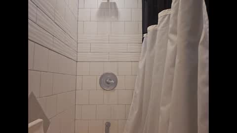 Snapshot of 3this88guy chatting on 11.21.25 Thisguy online show from 11.21.25