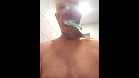 Snapshot of 3this88guy chatting on 11.26.25 Thisguy online show from 11.26.25