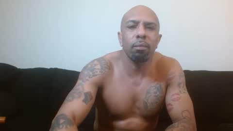 Snapshot of 420flyguy chatting on 12.12.24 420flyguy online show from 12.12.24