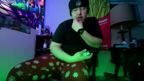 Snapshot of 420jizzva chatting on 03.08.25 Daddythickdick420 online show from 03.08.25
