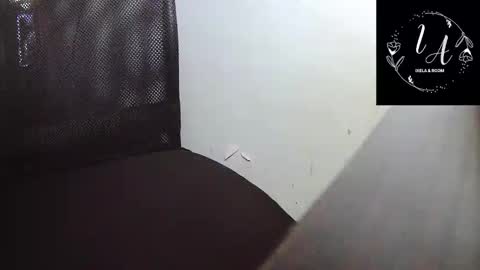 Snapshot of 4lexia chatting on 03.10.25 Ixela online show from 03.10.25