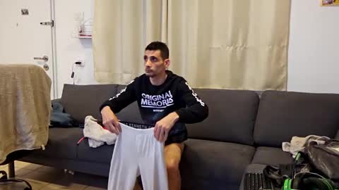 Snapshot of 55555558 chatting on 03.07.25 crazy101 online show from 03.07.25