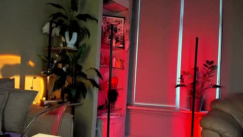 Snapshot of 5_in_one chatting on 12.05.24 Sunshine online show from 12.05.24