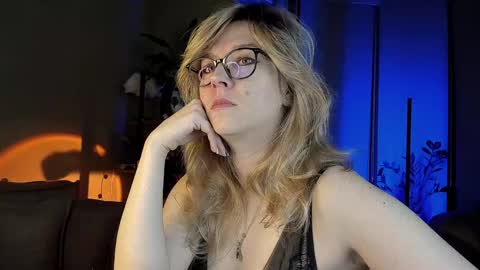 Snapshot of 5_in_one chatting on 12.10.24 Sunshine online show from 12.10.24