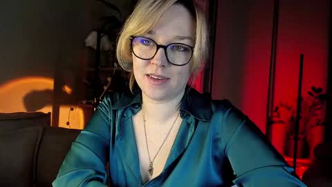 Snapshot of 5_in_one chatting on 12.11.24 Sunshine online show from 12.11.24