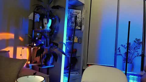 Snapshot of 5_in_one chatting on 12.18.24 Sunshine online show from 12.18.24