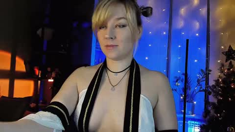 Snapshot of 5_in_one chatting on 12.29.24 Sunshine online show from 12.29.24