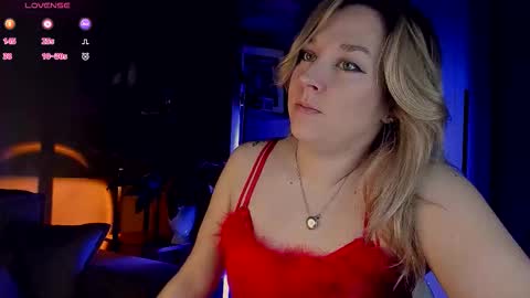 Snapshot of 5_in_one chatting on 11.01.25 Sunshine online show from 11.01.25