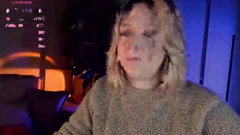 Snapshot of 5_in_one chatting on 11.03.25 Sunshine online show from 11.03.25