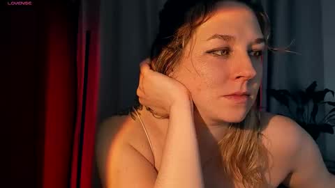 Snapshot of 5_in_one chatting on 11.30.25 Sunshine online show from 11.30.25