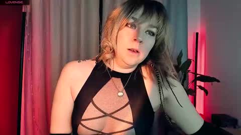 Snapshot of 5_in_one chatting on 01.15.26 Sunshine online show from 01.15.26