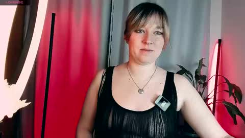 Snapshot of 5_in_one chatting on 02.16.26 Sunshine online show from 02.16.26