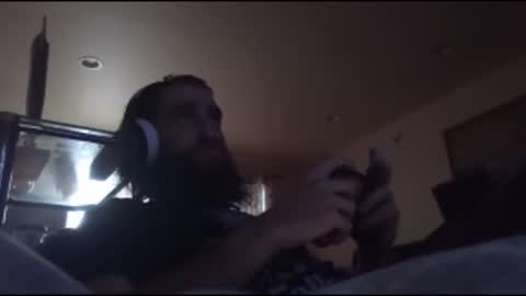 Snapshot of 5tack50nd3ck chatting on 10.19.25 3AYDOESIT online show from 10.19.25