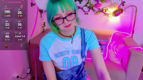 Snapshot of 666_marshmallow chatting on 04.01.26 Marsi online show from 04.01.26