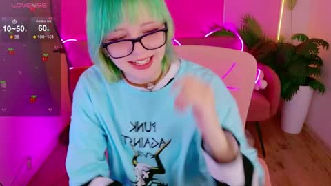 Snapshot of 666_marshmallow chatting on 04.05.26 Marsi online show from 04.05.26