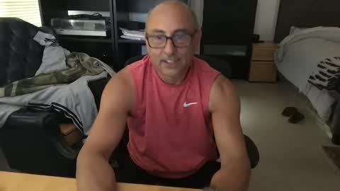 daddy vegas  for single women and couples here online show from 03.29.26