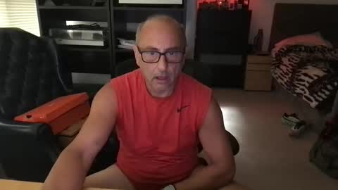 daddy vegas  for single women and couples here online show from 04.01.26