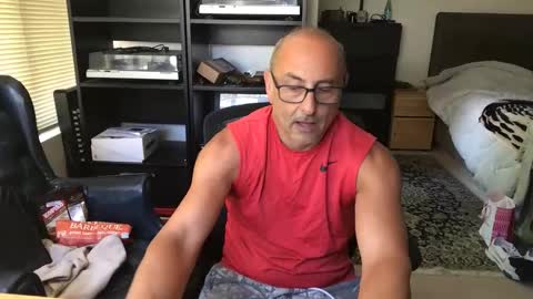 daddy vegas  for single women and couples here online show from 05.28.26